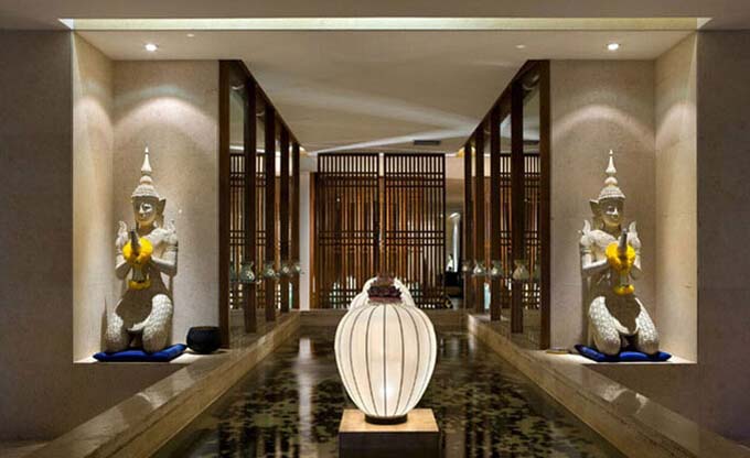 養生館大廳走廊